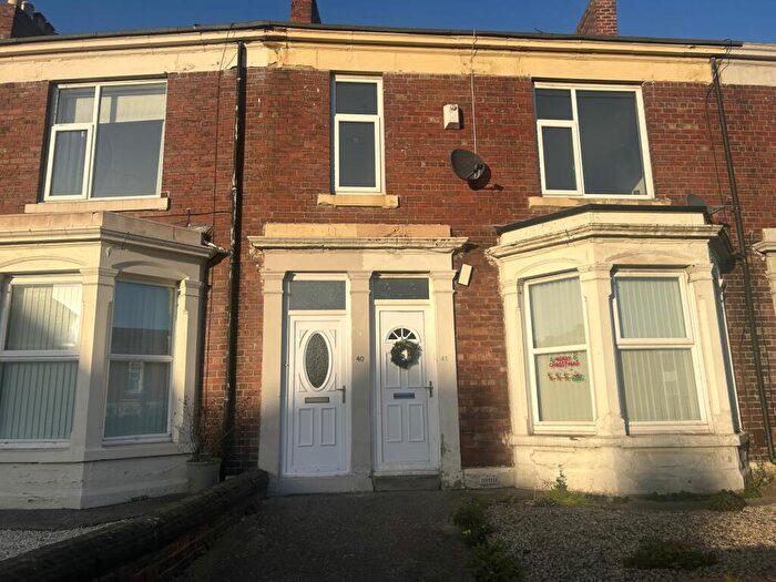 2 Bedroom Flat To Rent In Burn Terrace, Howdon, Wallsend, Tyne And Wear, NE28
