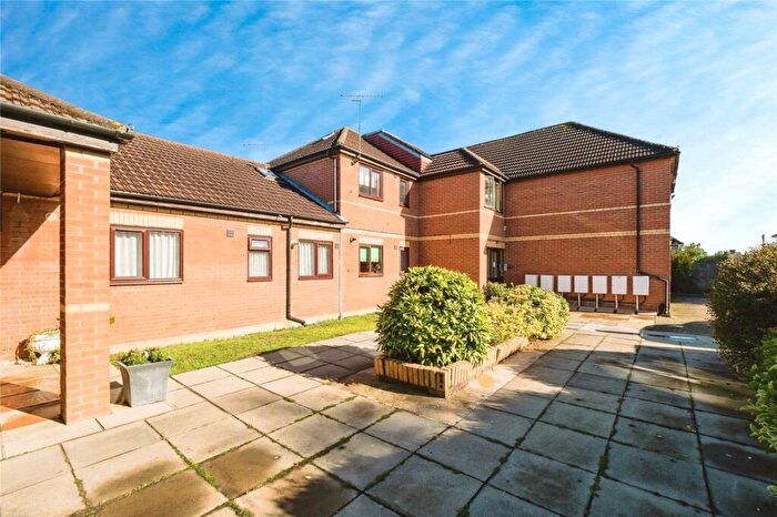 1 Bedroom Flat For Sale In Dalestone Mews, Romford, RM3