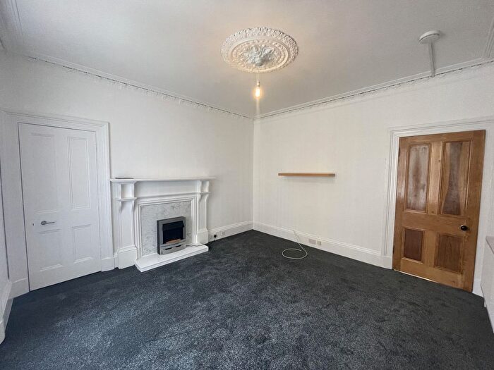 1 Bedroom Flat To Rent In Abbotsford Street, Dundee, DD2