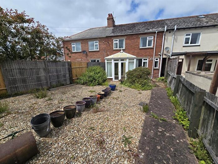 3 Bedroom Terraced House For Sale In Hill Crest, Tiverton, EX16