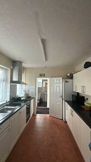 3 Bedroom Terraced House To Rent In Hall Road, East Ham, E6