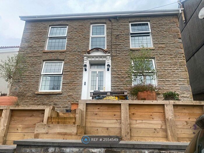 2 Bedroom Detached House To Rent In Penywern Road, Ystalyfera, Swansea, SA9