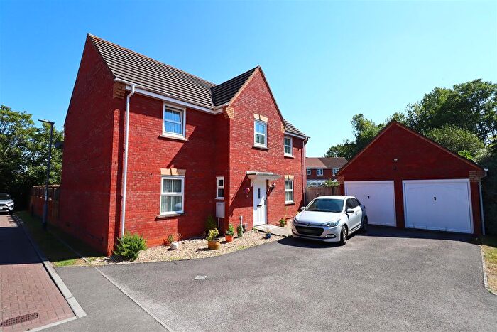 4 Bedroom Detached House For Sale In Cookson Close, Burnham-On-Sea, TA8
