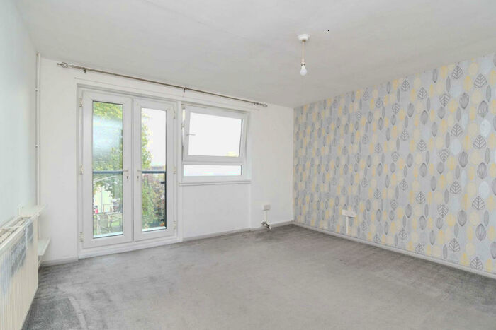 1 Bedroom Flat To Rent In Market Street, London, E6