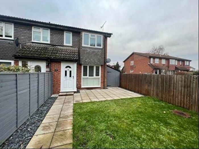 1 Bedroom Semi-Detached House To Rent In Conway Drive, Ashford, TW15