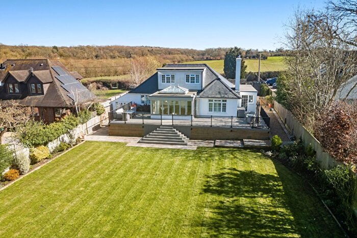 4 Bedroom Detached House For Sale In Heather Lane, Up Nately, RG27