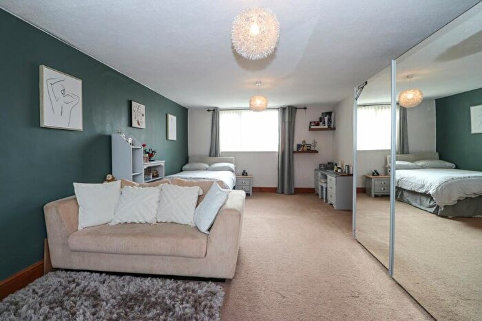 4 Bedroom Detached House For Sale In Stonehouse Park, Thursby, Carlisle, CA5