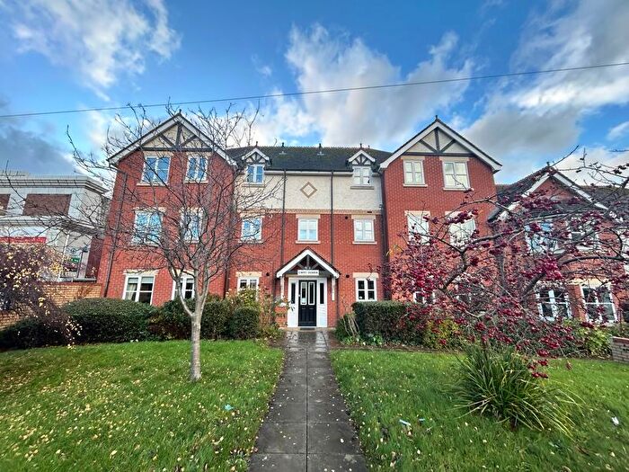 2 Bedroom Flat For Sale In Penrhyn Avenue, Rhos On Sea, LL28