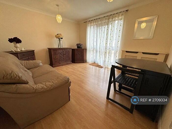 1 Bedroom Flat To Rent In Burges Road, London, E6