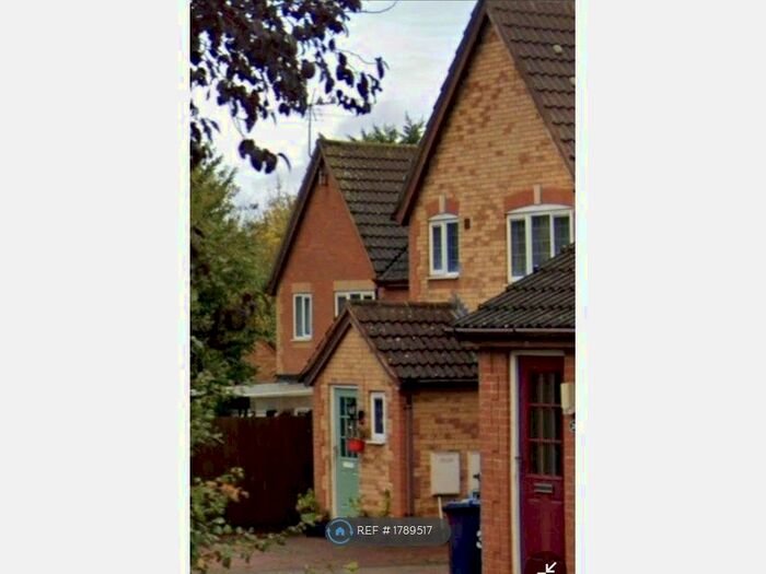 3 Bedroom Semi-Detached House To Rent In Flamsteed Drive, Huntingdon, PE29