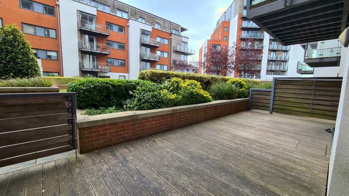 1 Bedroom Apartment To Rent In Sirocco, Ocean Village, SO14