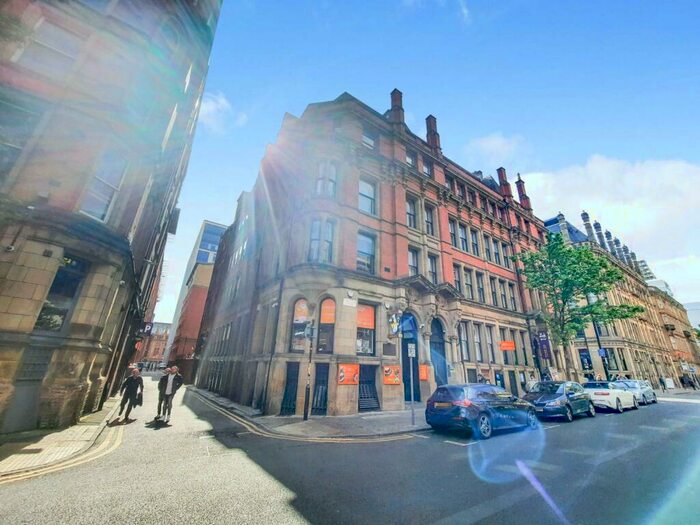 1 Bedroom Flat To Rent In Princess Street, Southern Gateway, Manchester, M1