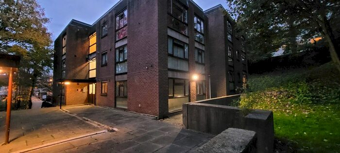 2 Bedroom Flat To Rent In Taymount Rise, London, Forest Hill, SE23