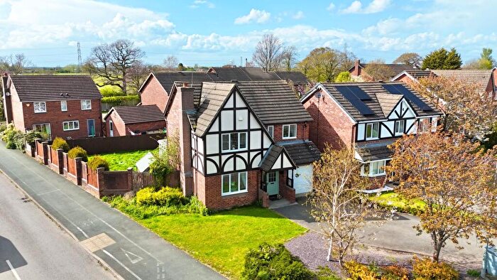 4 Bedroom Detached House For Sale In James Atkinson Way, Crewe, CW1