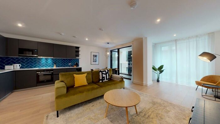 3 Bedroom Flat To Rent In Gorsuch Place, London, E2