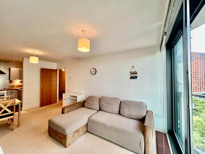 1 Bedroom Apartment To Rent In Neutron Tower, East India, E14