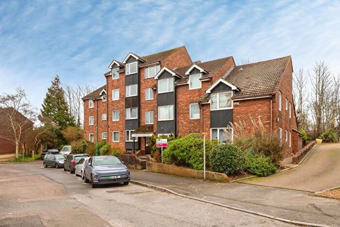 1 Bedroom Apartment For Sale In Northcote Road, Bournemouth, BH1
