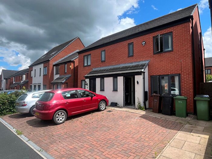 3 Bedroom Semi-Detached House For Sale In Ohio Gardens, Oxley, Wolverhampton, WV10