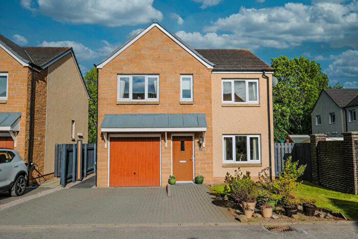 4 Bedroom Detached House For Sale In Baillie Drive, Alford, AB33