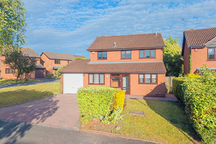 4 Bedroom Detached House For Sale In Foldyard Close, Sutton Coldfield, B76