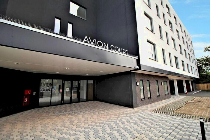 Studio To Rent In London Road, Town Centre, RH10