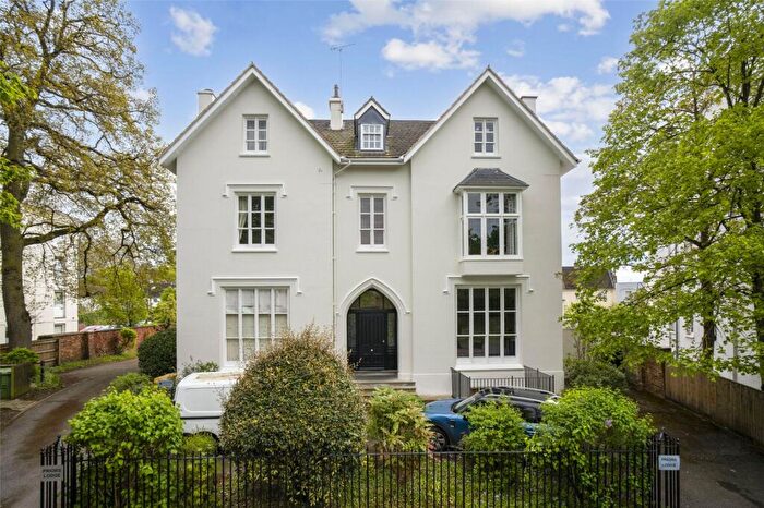 1 Bedroom Apartment To Rent In Pittville Circus, Cheltenham, Gloucestershire, GL52
