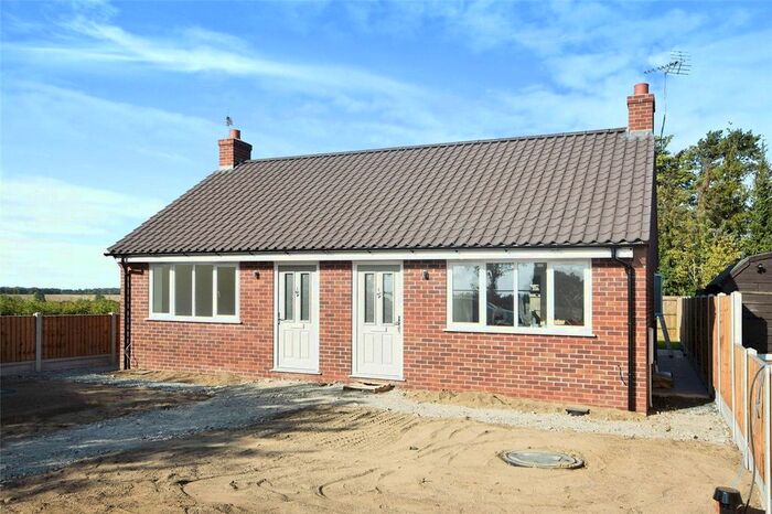 1 Bedroom Bungalow For Sale In Farmbridge End, Good Easter, Chelmsford, Essex, CM1