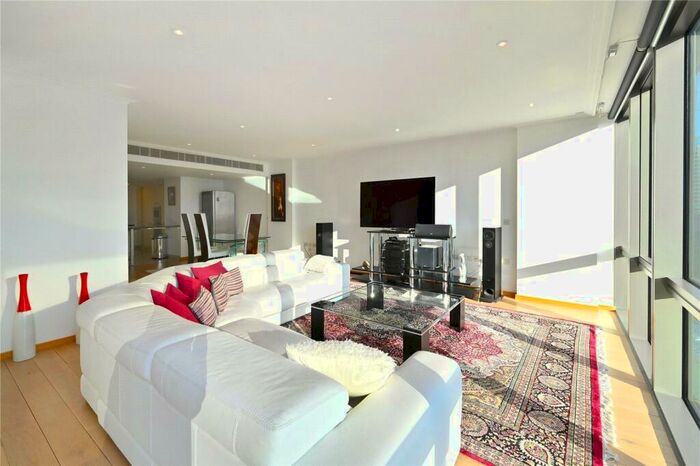 2 Bedroom Apartment For Sale In West India Quay, Hertsmere Road, Canary Wharf, London, E14