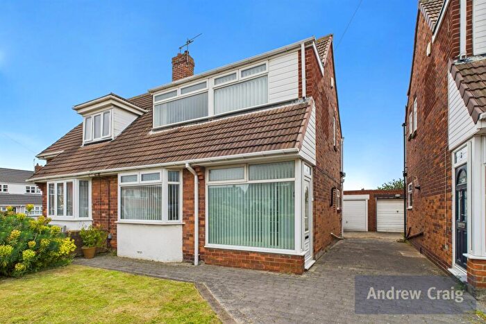 3 Bedroom Semi-Detached House For Sale In Bideford Gardens, South Shields, NE34
