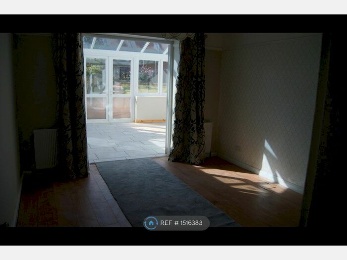 3 Bedroom Terraced House To Rent In Culmbridge Road, Cullompton, EX15