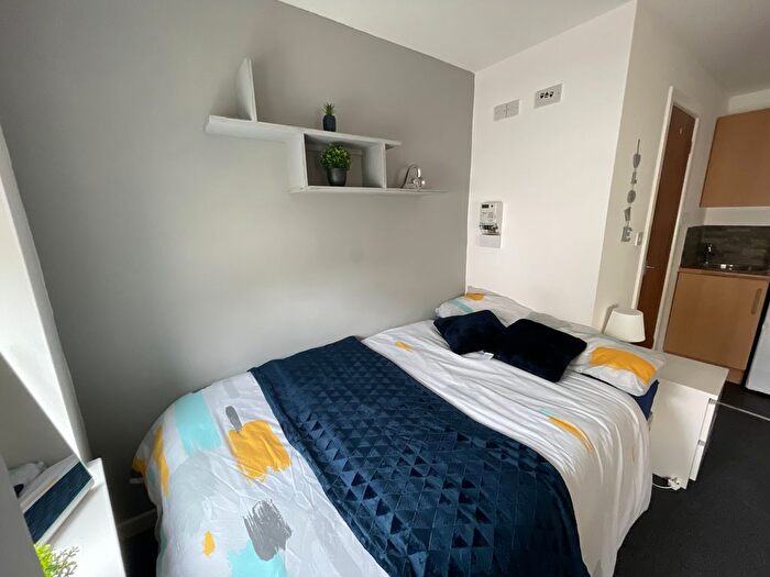 Studio To Rent In Wolverhampton Street, Willenhall, WV13