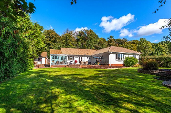 4 Bedroom Bungalow For Sale In Horsepond Road, Cane End, Reading, Oxfordshire, RG4