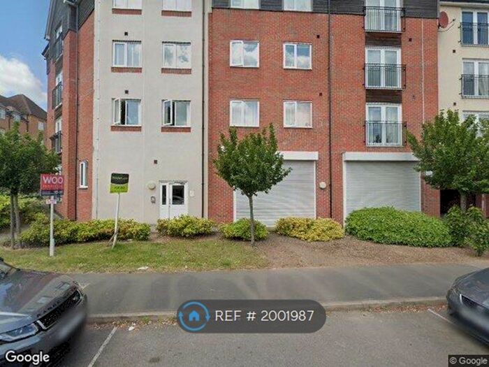 2 Bedroom Flat To Rent In Pavior Road, Nottingham, NG5