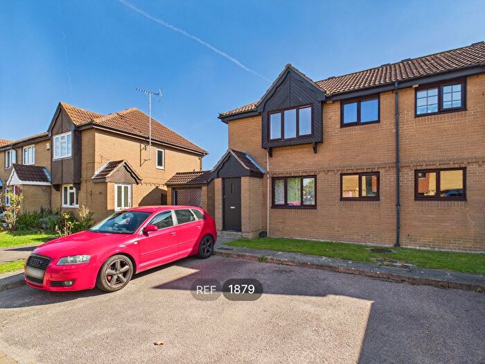 1 Bedroom Maisonette To Rent In , Hunting Gate, Colchester, CO1