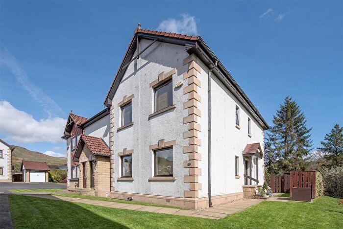 2 Bedroom Apartment For Sale In Drum Court, Dollar, FK14