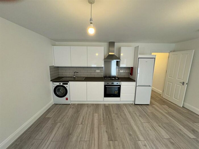 1 Bedroom Flat To Rent In Stroud Green Road, Finsbury Park, N4