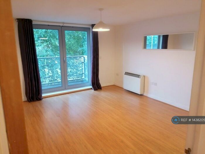 1 Bedroom Flat To Rent In Kelvin Gate, Bracknell, RG12