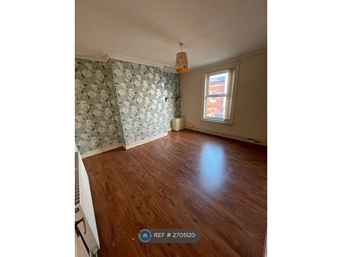 2 Bedroom Flat To Rent In Mount Pleasant, Waterloo, Liverpool, L22