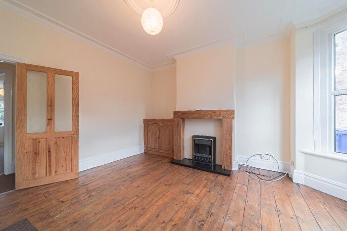 3 Bedroom Terraced House To Rent In Derbyshire Lane, Gleadless Valley, Sheffield, S8