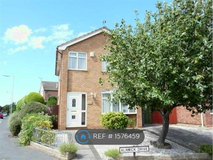 3 Bedroom Detached House To Rent In Alnwick Drive, Wirral, CH46