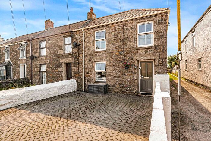 3 Bedroom End Terrace House For Sale In Fore Street, Troon, TR14