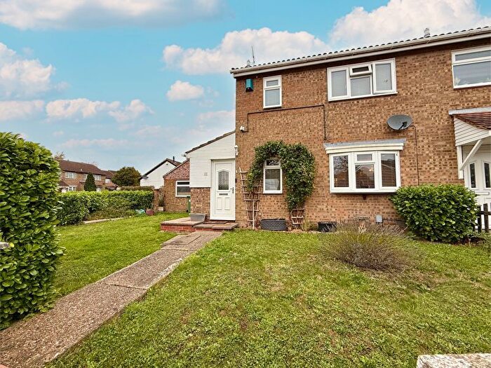 3 Bedroom Semi Detached House For Sale In Fensome Drive, Houghton Regis, LU5