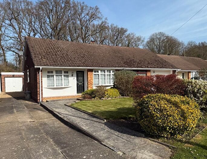 2 Bedroom Semi-Detached Bungalow For Sale In Walton Gardens, Hutton, Brentwood, CM13