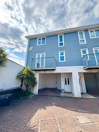 2 Bedroom Mews To Rent In Park Street, Ivybridge, PL21