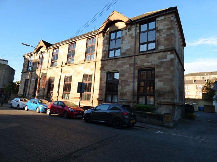 2 Bedroom Flat To Rent In Deanston Drive, Shawlands, Glasgow, G41