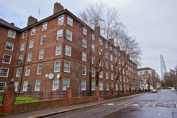 2 Bedroom Flat To Rent In Falmouth Road, Borough, SE1