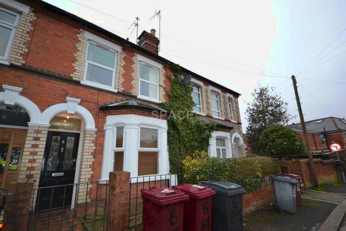 6 Bedroom Terraced House To Rent In Bishops Road, Reading, Berkshire, RG6