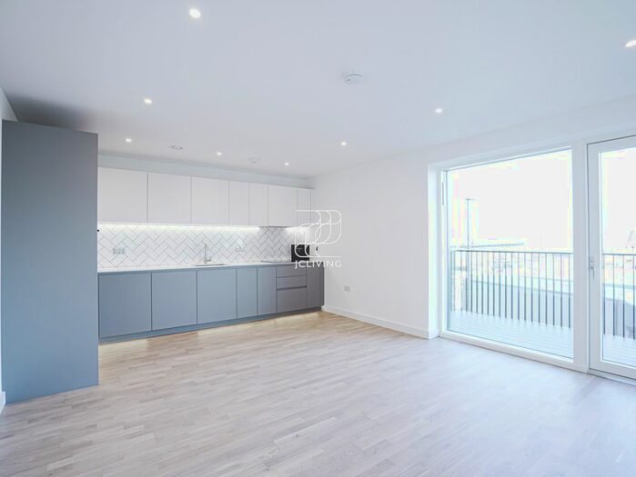 1 Bedroom Flat To Rent In Sibley House, Green Quarter, UB1