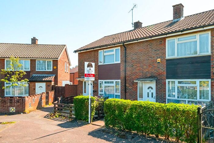 2 Bedroom Terraced House For Sale In Lower Britwell Road, Burnham, SL2