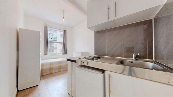 1 Bedroom Flat To Rent In Harrow Road, Kensal Green, London, NW10